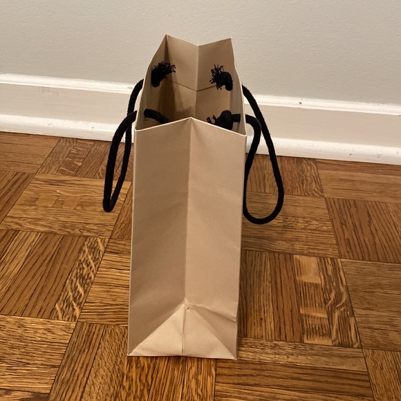 Burberry Authentic Shopping Bag - Picture 2 of 2